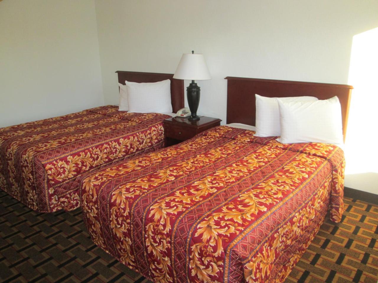 Budget Inn Кокоа Экстерьер фото